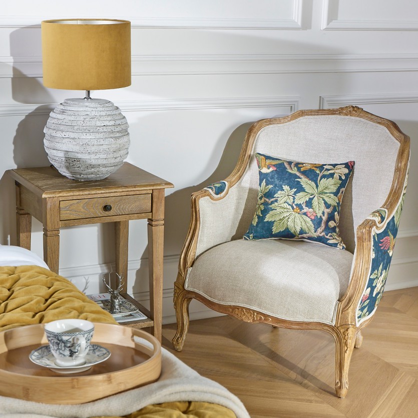 Fauteuil bergère VICTOR LOPHURA - Style shabby chic en bois massif et lin premium, 1 place