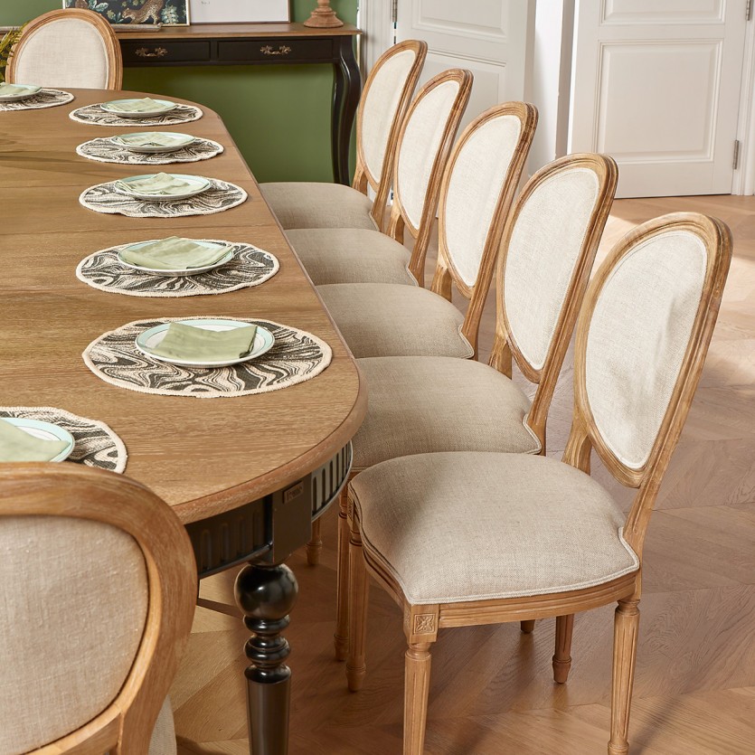 Mesa de comedor extensible AUDE - Estilo romántico en roble, 6/14 cubiertos, madera certificada FSC®