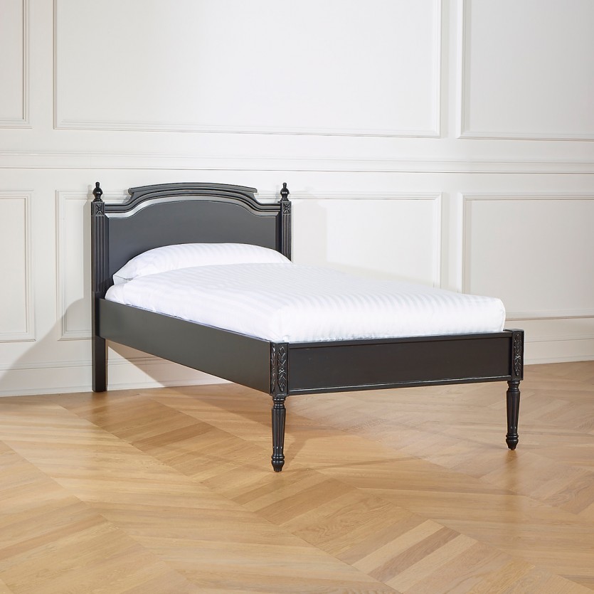 Lit simple HANNAH - Style shabby chic en bois peint, 1 place, 90 x 190