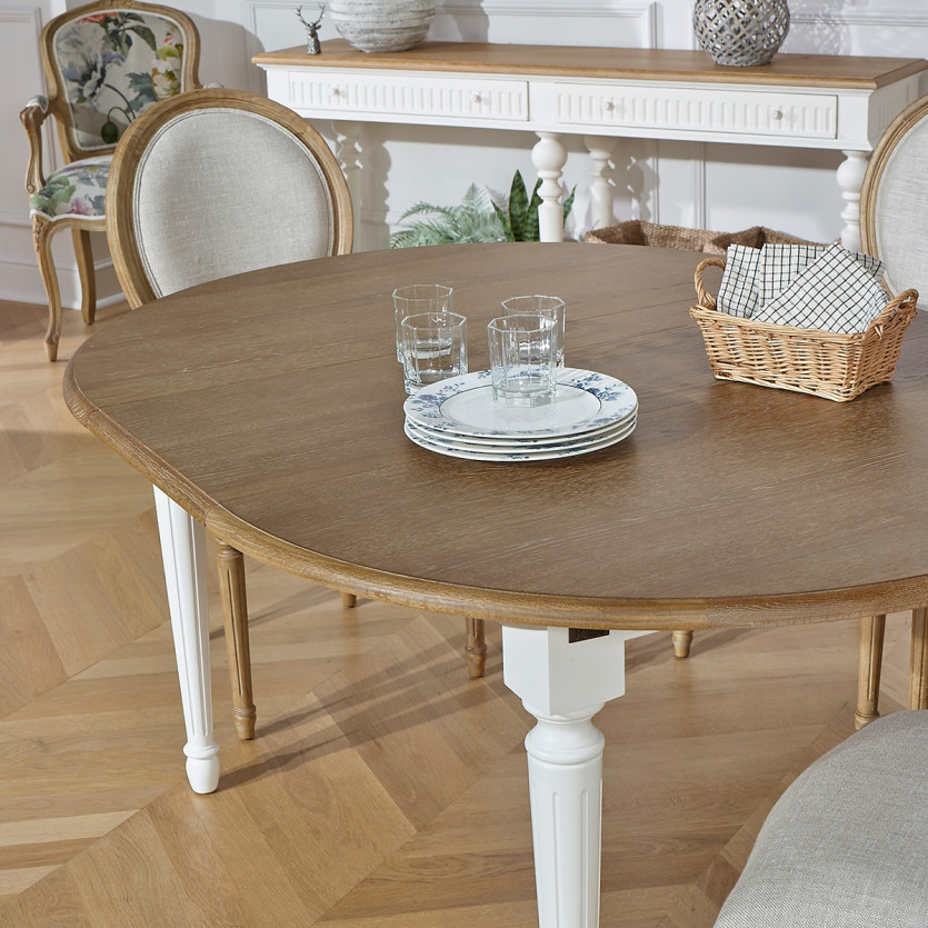 Table ronde extensible ARLINGTON - Style romantique, plateau en chêne, 4/6 couverts, bois certifié FSC®