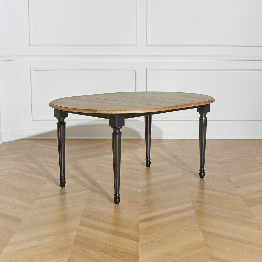 ARLINGTON - Tavolo rotondo estensibile in stile romantico, piano in rovere, 4/6 coperti, FSC®