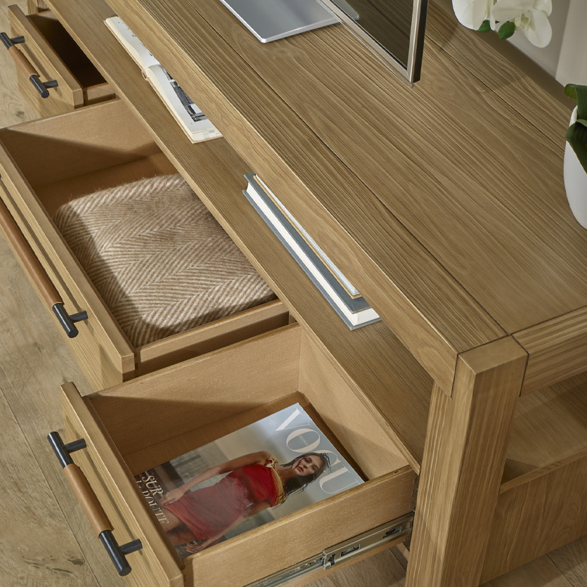 MEGÈVE – Meuble tv 150 cm en bois, style contemporain, 3 tiroirs, 1 étagère, bois certifié FSC®