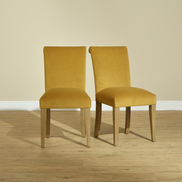 MEGÈVE – Lot de 2 chaises contemporaines en bois massif et velours polyester, bois certifié FSC®