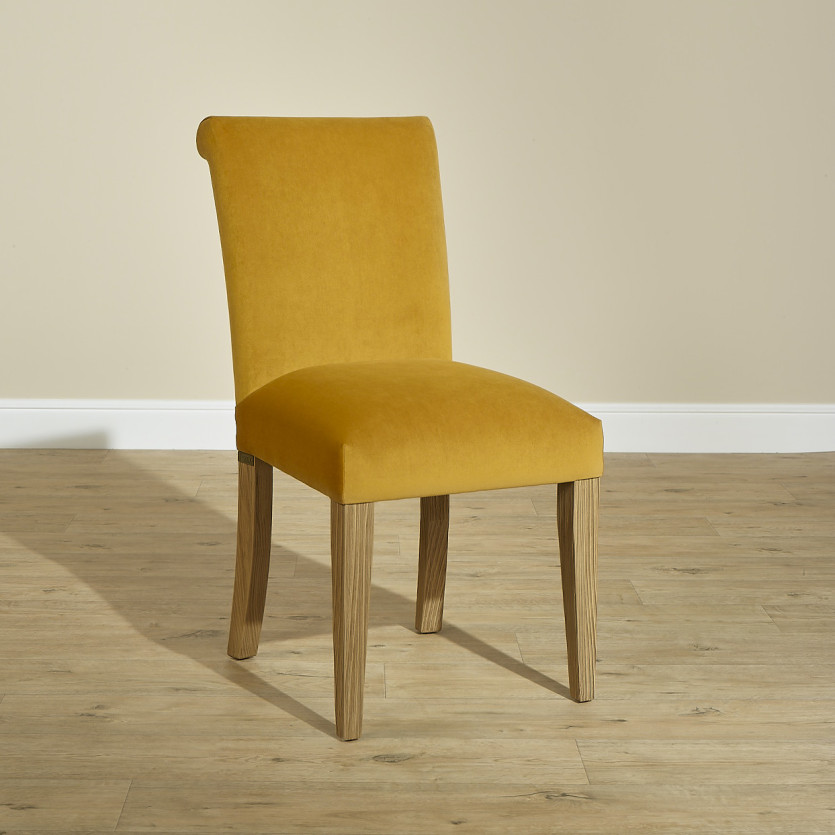 MEGÈVE – Lot de 2 chaises contemporaines en bois massif et velours polyester, bois certifié FSC®