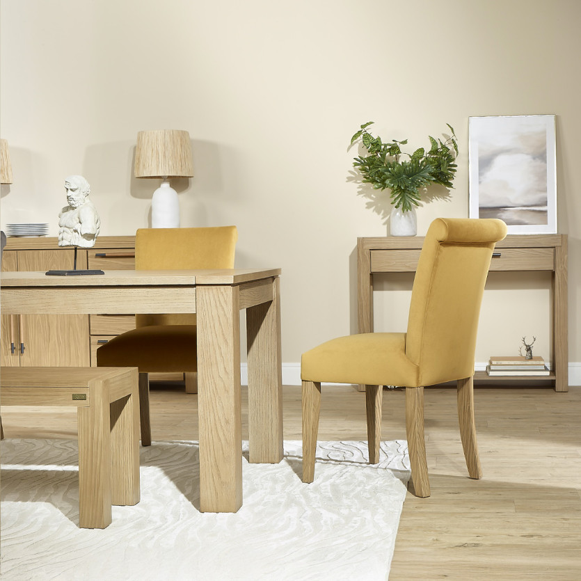 MEGÈVE – Lot de 2 chaises contemporaines en bois massif et velours polyester, bois certifié FSC®
