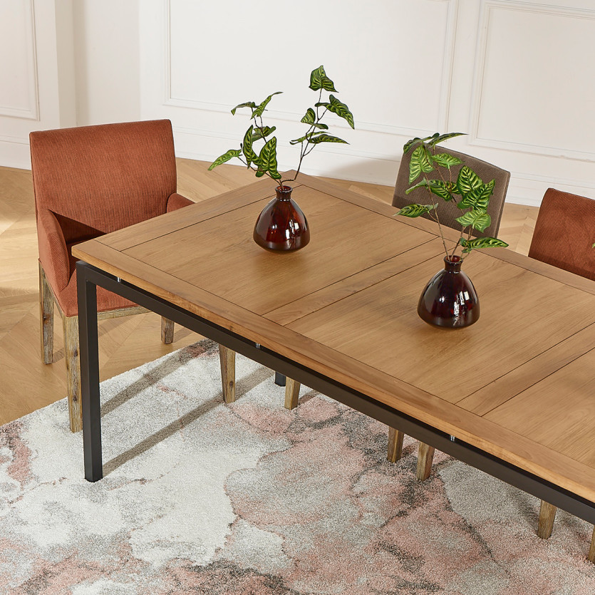 Table à manger AIMIE - Style industriel avec plateau en chêne et pieds métal, 8 couverts, bois certifié FSC®