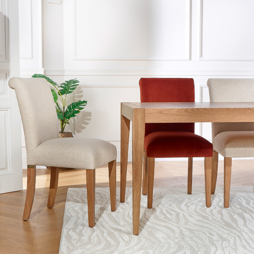 ALBA – Lot de 2 chaises confortables style shabby chic en hévéa massif et tissu polyester, bois certifié FSC®
