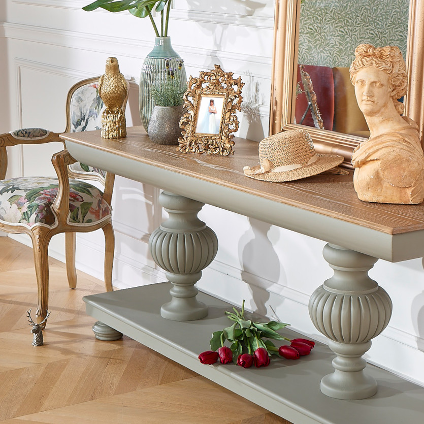 Console SALVADOR - Style romantique piètement gris clair, plateau chêne