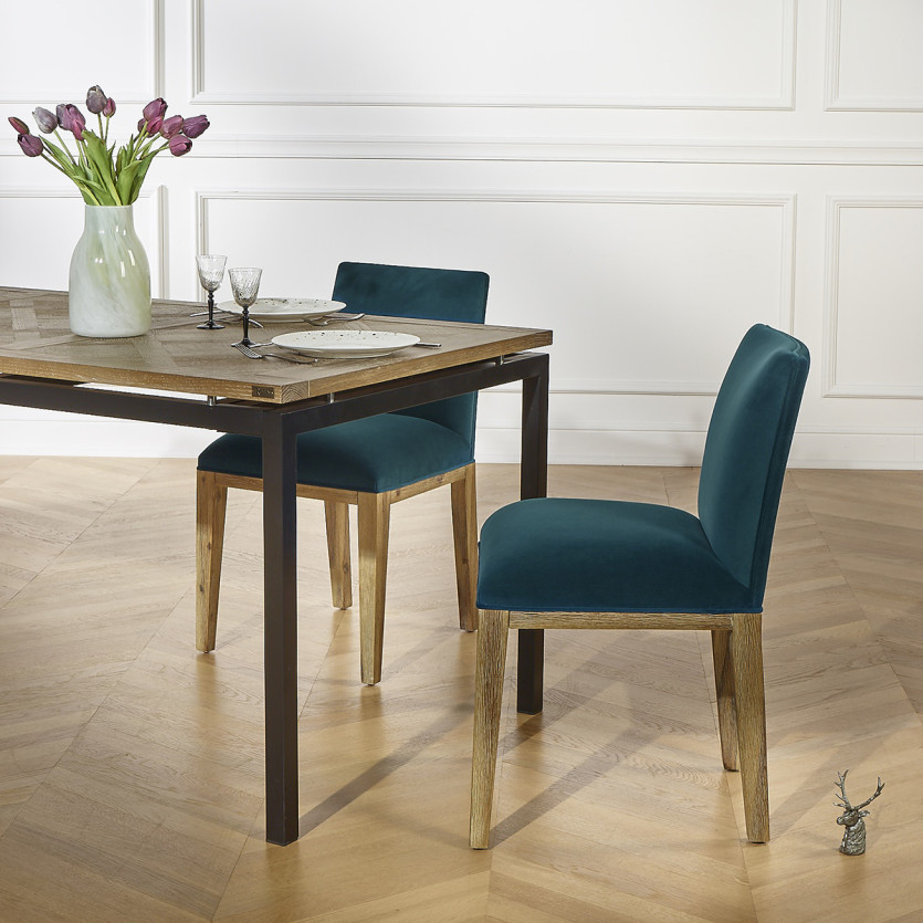 Clark - Zeitgenössische Massivholzstühle mit Polyester-Samtstoff, 2er-Set
