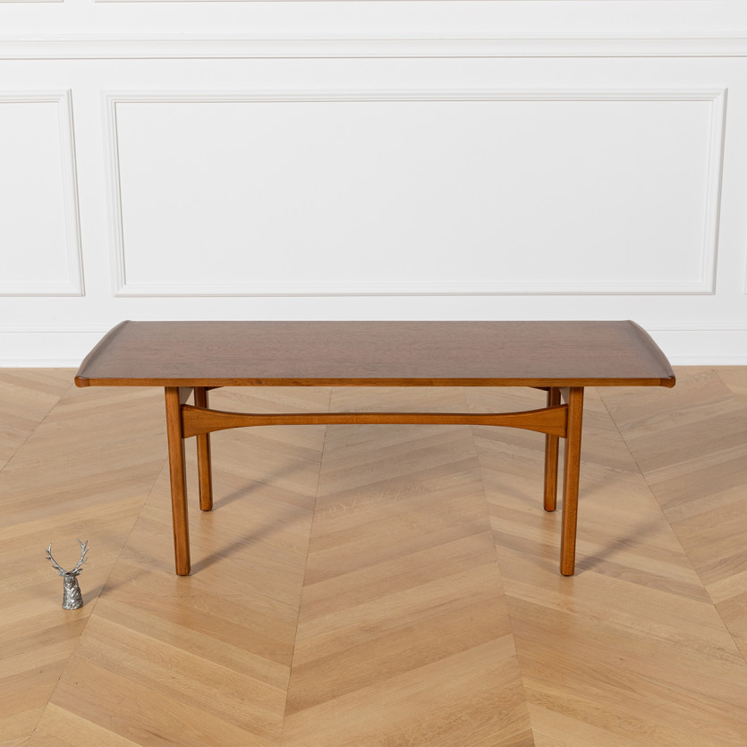 DALHIA – Nordic style coffee table, solid wood legs, walnut tint