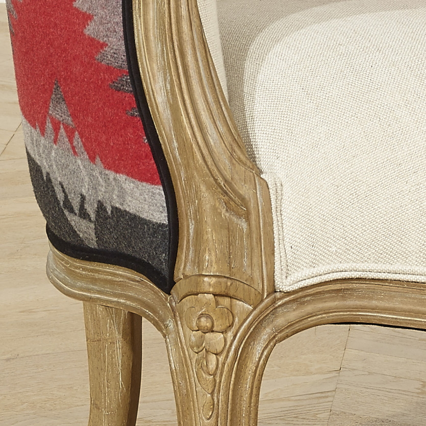 Fauteuil bergère VICTOR NAVAJO - Style chalet en laine imprimée, lin naturel et bois massif, 1 place