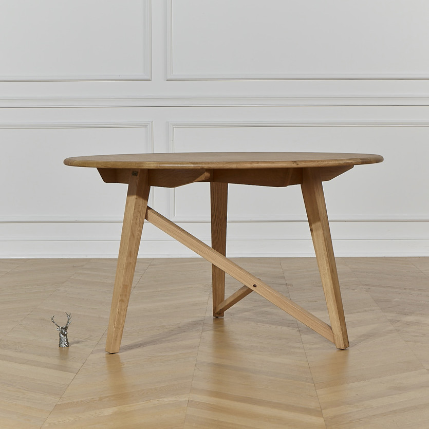 LUCETTE - Contemporary style round dining table, solid oak, 4/6 seats