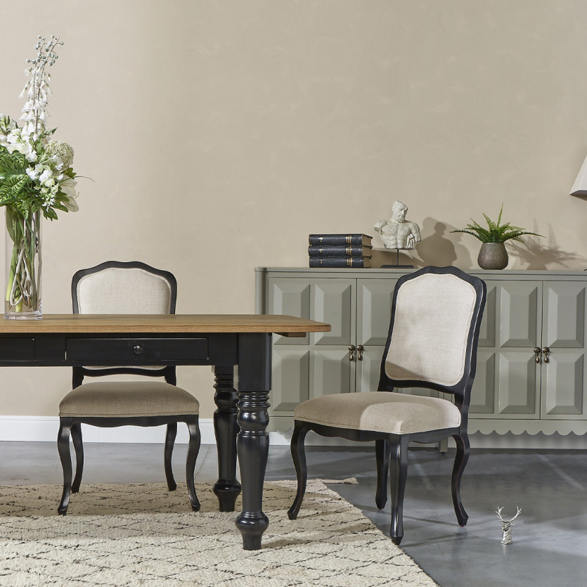 ALEXIS Dining Table - Solid wood chalet style, black legs, 8 seats