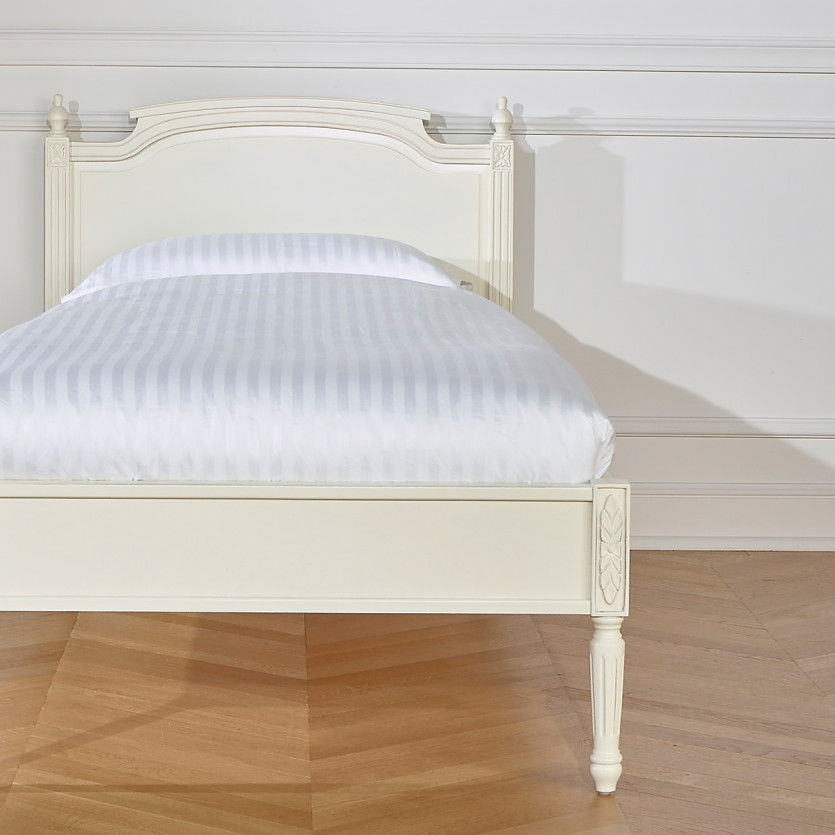 Lit simple HANNAH -  Style shabby chic en bois peint, 1 place, 90 x 190