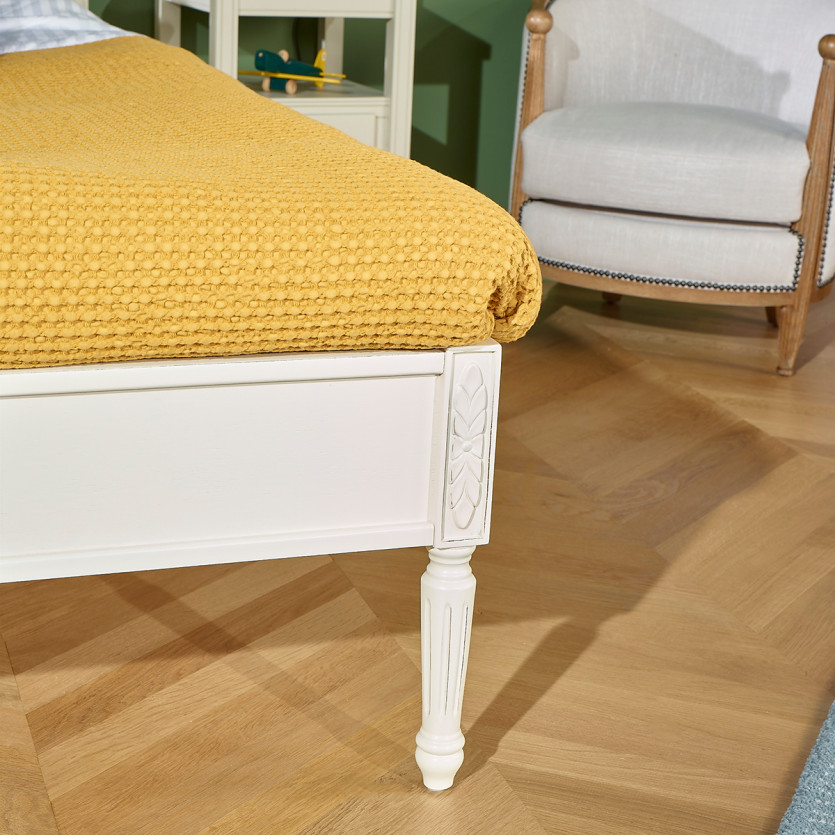 Lit simple HANNAH -  Style shabby chic en bois peint, 1 place, 90 x 190