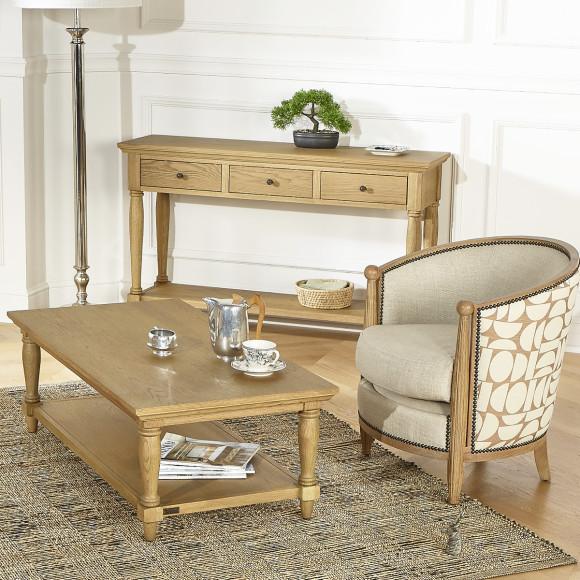 CAROLE NORTH Barrel Chair - Vintage style in oak, linen, and graphic fabric, 1 seat