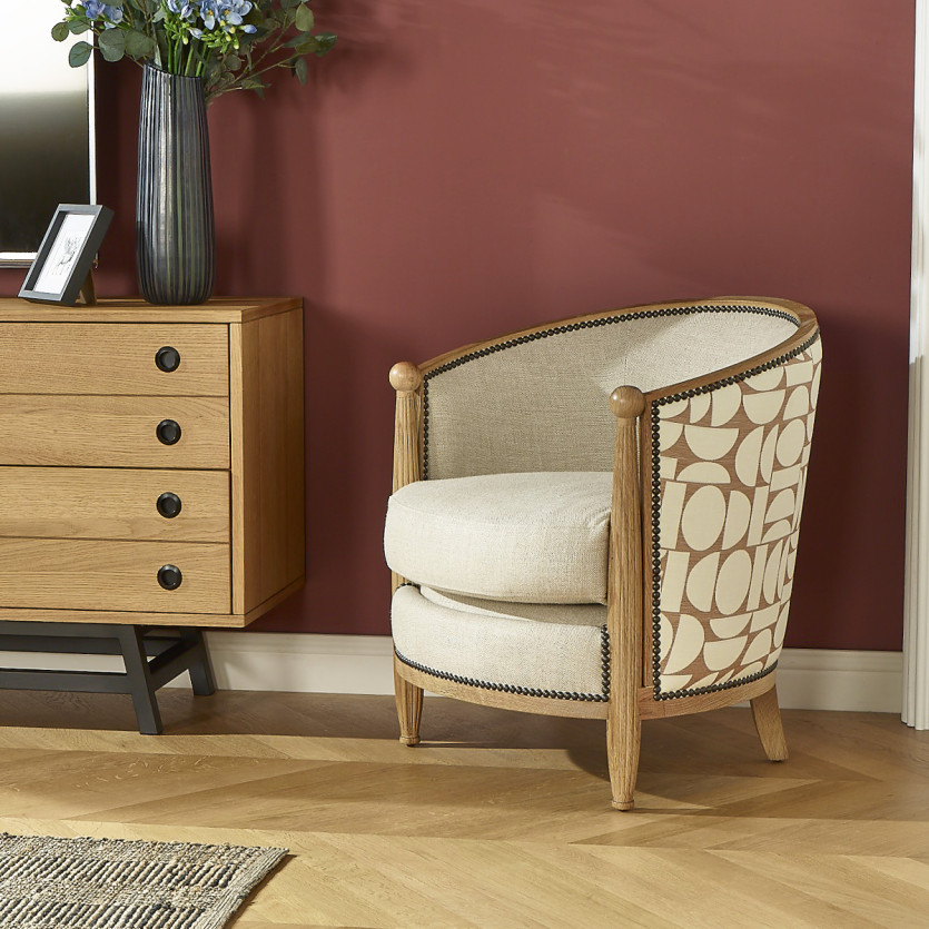 Fauteuil tonneau CAROLE NORTH - Style vintage en chêne, lin et tissu gaphique, 1 place