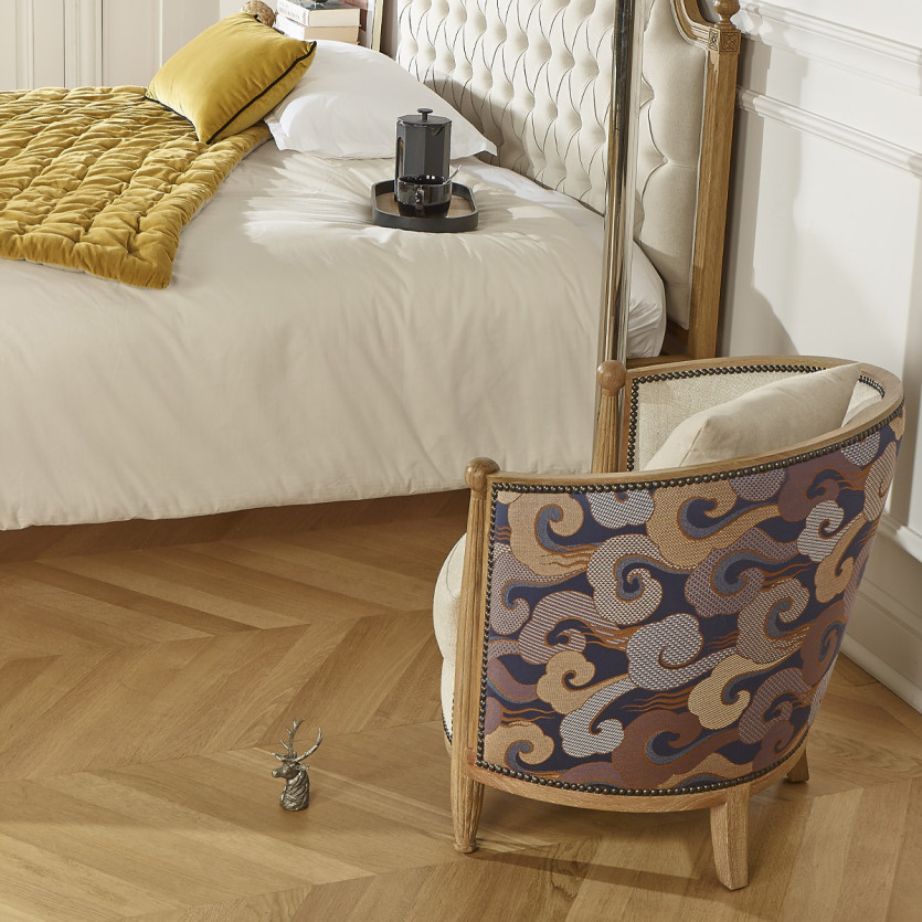 CAROLE WAVES BARREL ARMCHAIR – Haussmann-style in oak and jacquard fabric, 1 seat