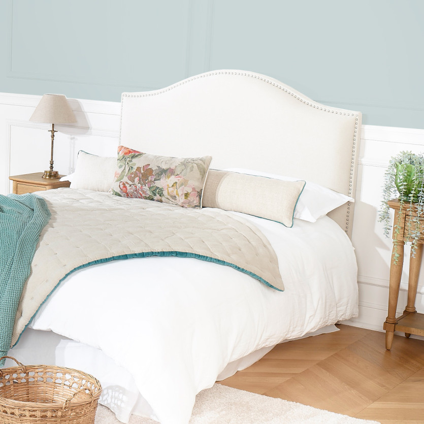 Tête de lit APOLLINAIRE – Style romantique en lin et coton, finition cloutée, 140 cm