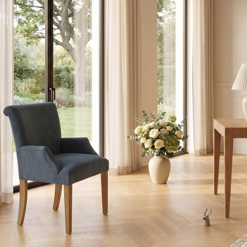 Fauteuil de table ALBA - Style contemporain, pieds en bois massif, tissu côtelé