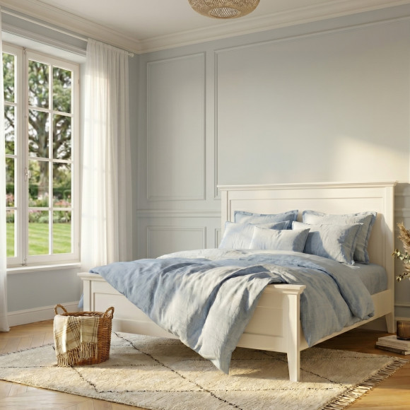 VANESSA - Double bed in lacquered solid pine, 160 x 200