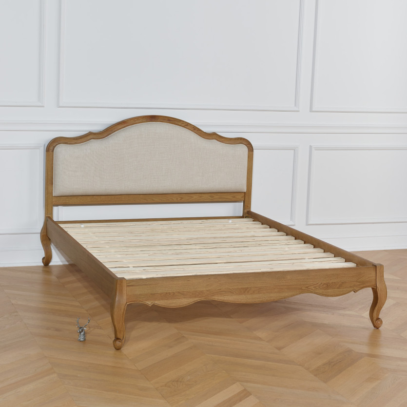 Lit double HENRY - Style romantique en chêne et lin premium 140 x 190