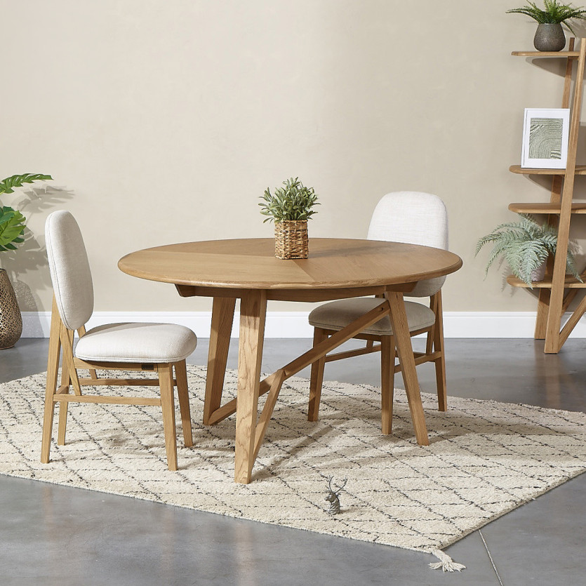 LUCETTE - Contemporary style round dining table, solid oak, 4/6 seats