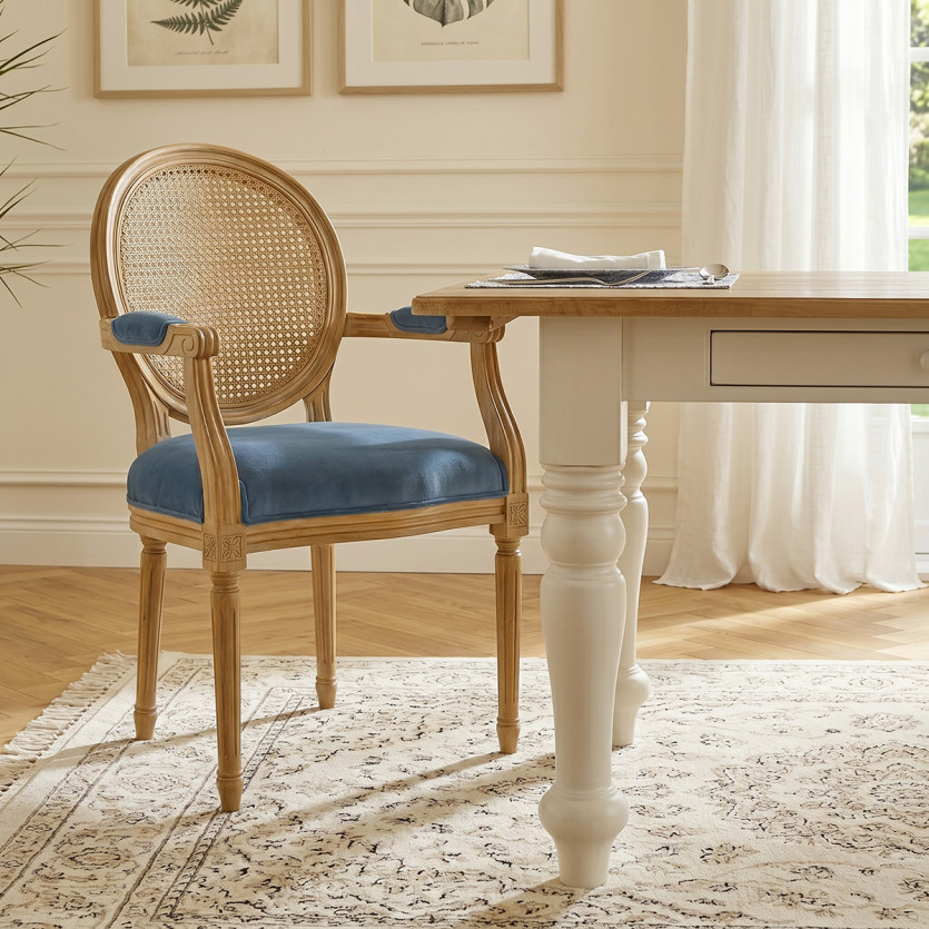 MEDAILLON -  Fauteuil style Louis XVI en tissu velours bleu orage, bois massif et rotin, 1 place
