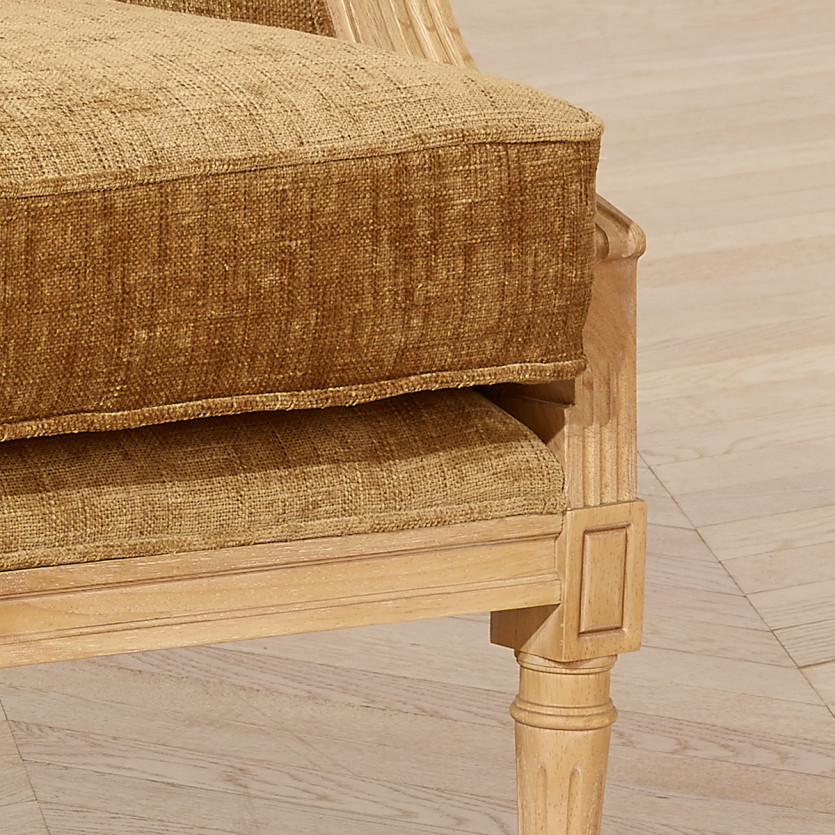 Fauteuil bergère VILLANDRY COGNAC SAUVAGE - Style classique en bois massif, 1 place