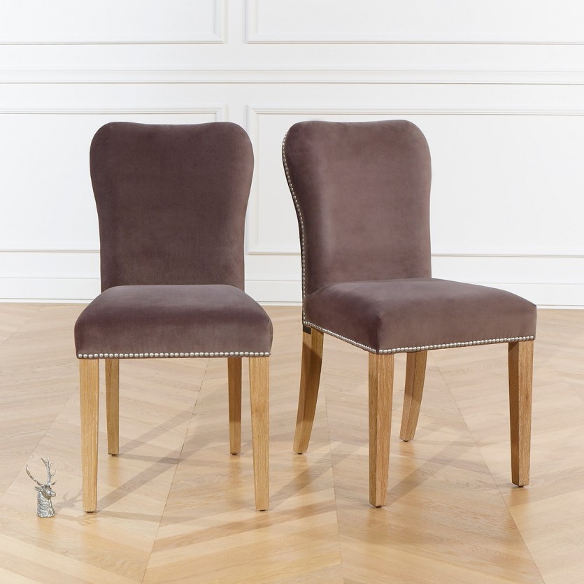 Chaises en chêne et velours colorés