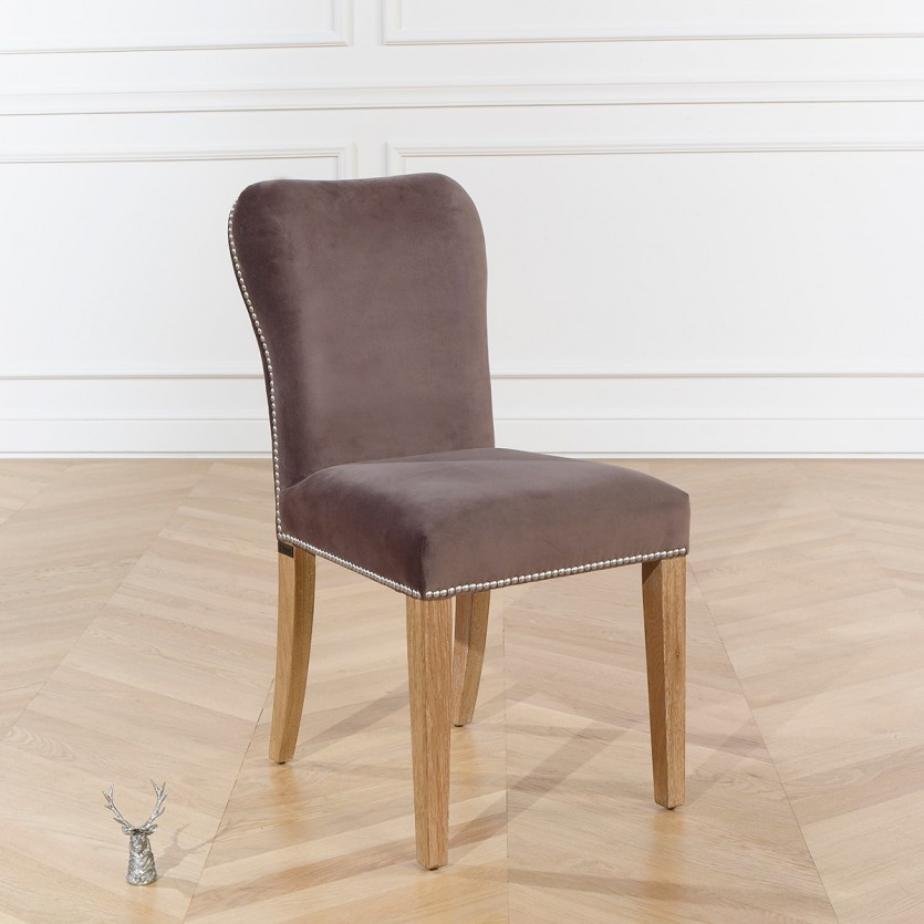 Chaises en chêne et velours colorés