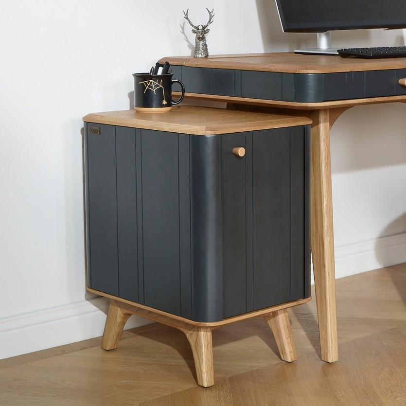 KYOTO - Table de chevet style moderne en chêne, 1 porte, 1 étagère