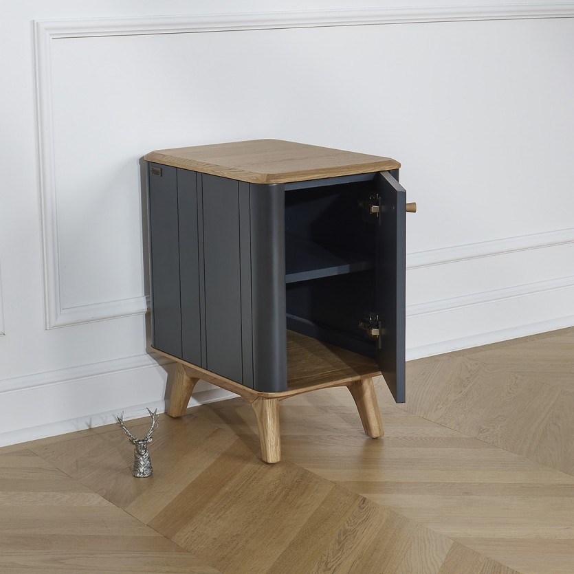 KYOTO - Table de chevet style moderne en chêne, 1 porte, 1 étagère