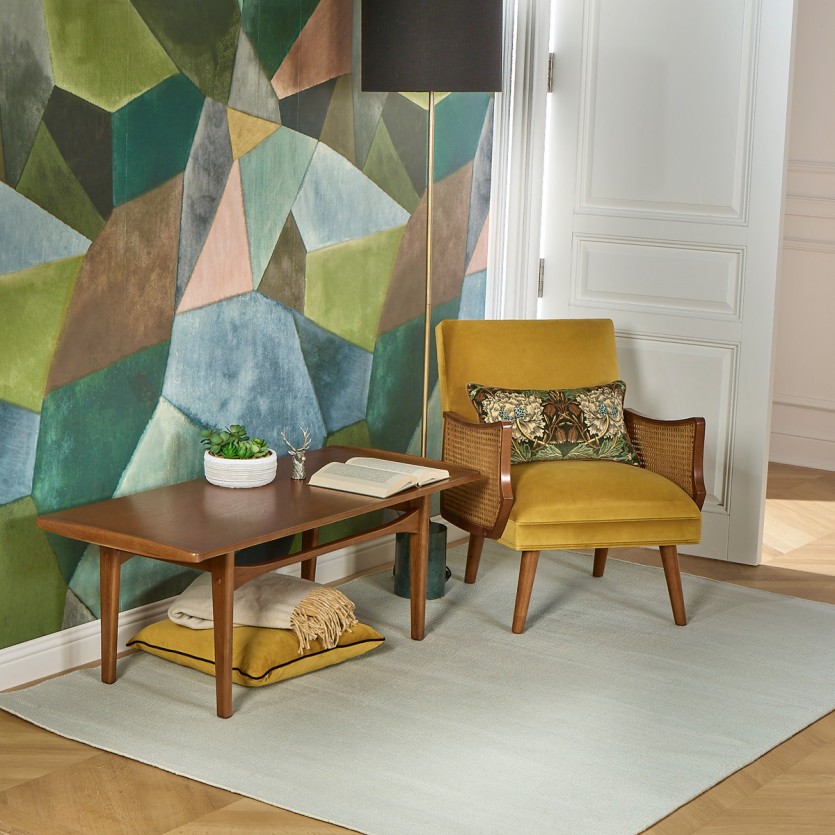 CUBA - Fauteuil style nordique en velours, bois massif et accoudoirs en cannage, 1 place