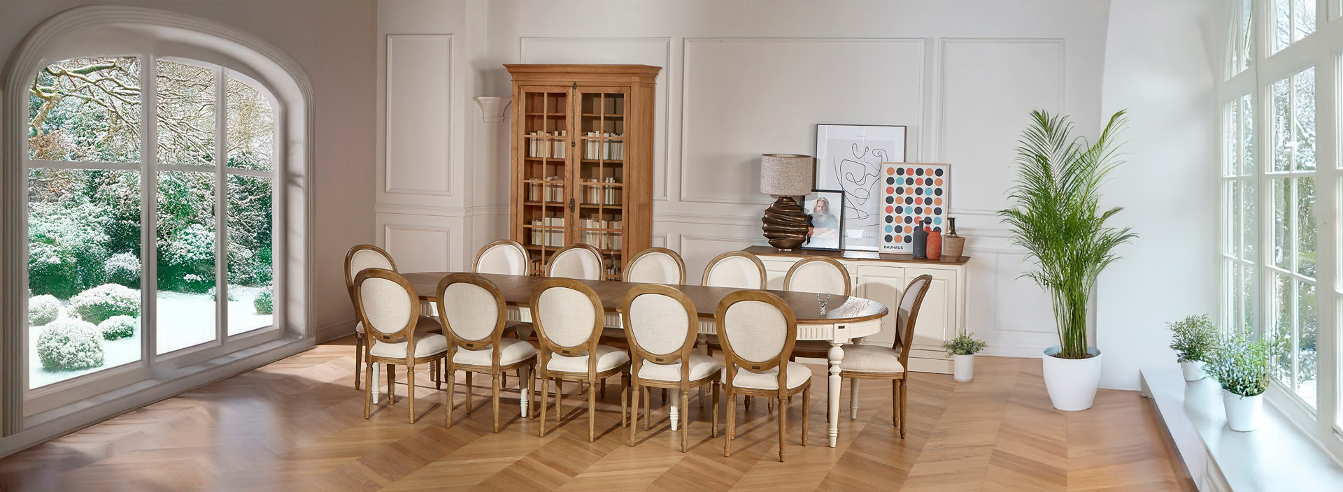 Chaises médaillon pour salle à manger