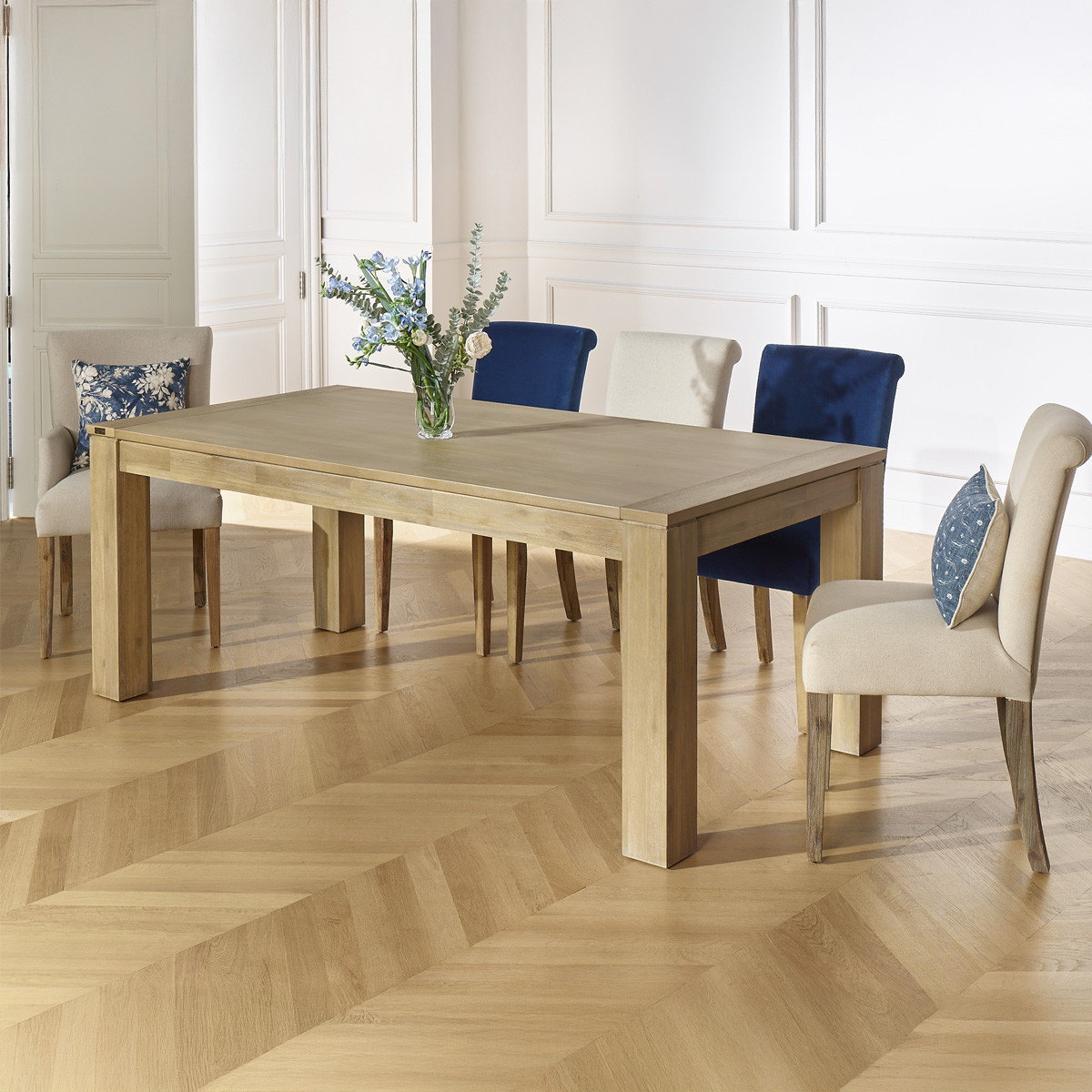table-a-rallonge-enzo-260-cm-soit-200-60-cm.jpg